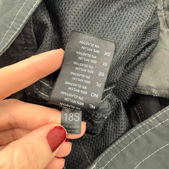 Kuhl Renegade Nylon Stretch Cargo Hiking Outdoor Performance Shorts 5136 Mens 32 - Picture 4 of 10